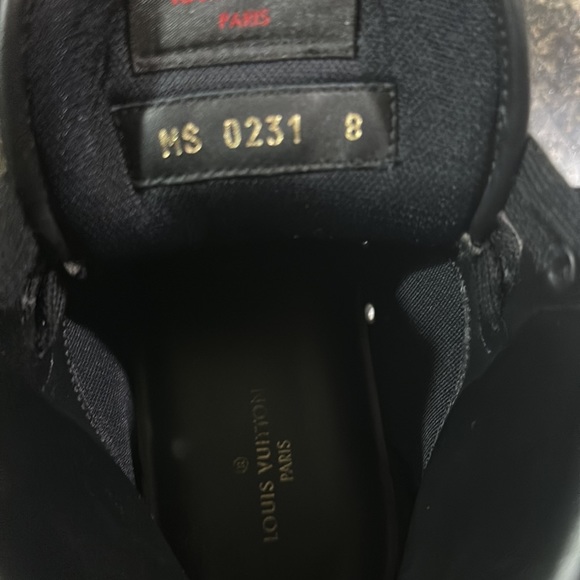 Louis Vuitton sneaker (excellent condition) - Picture 6 of 6